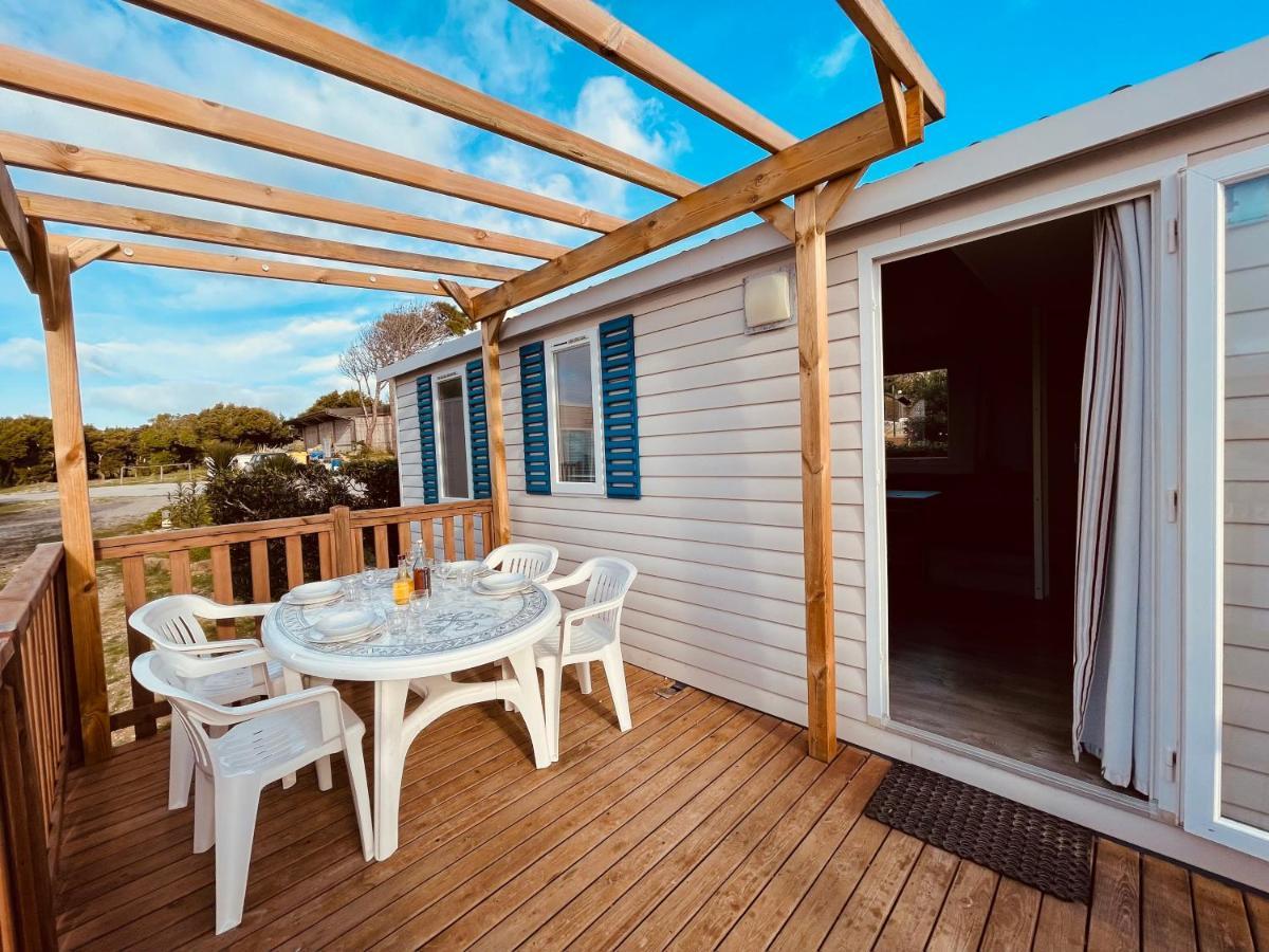 Camping Tonnara Cala Sapone Eksteriør billede