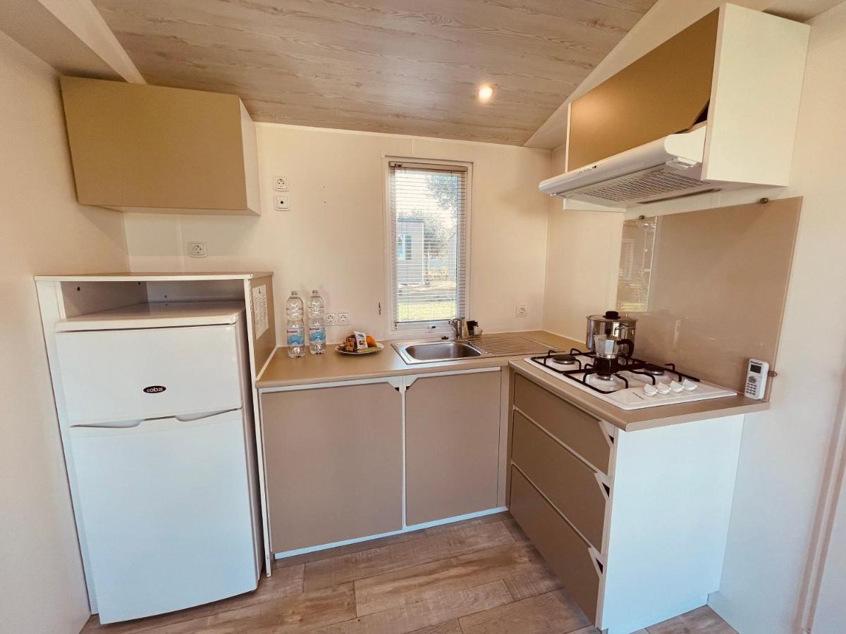 Camping Tonnara Cala Sapone Eksteriør billede