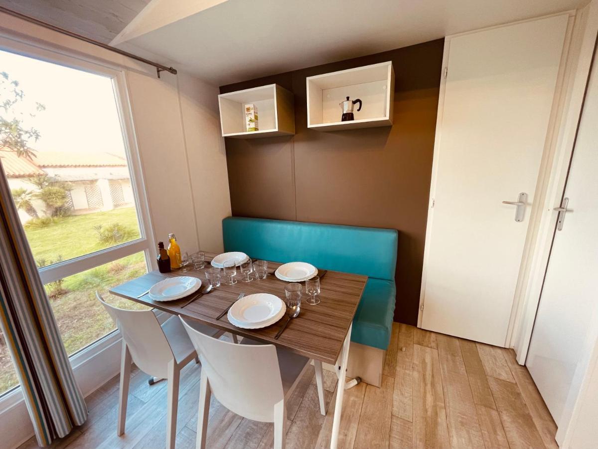 Camping Tonnara Cala Sapone Eksteriør billede